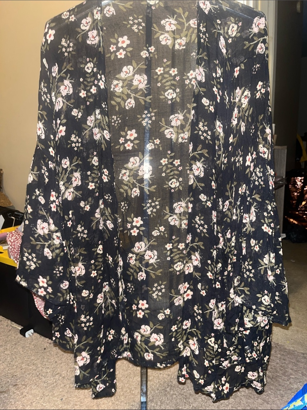 NATURAL LIFE Black Floral Sheer Kimono Shrug